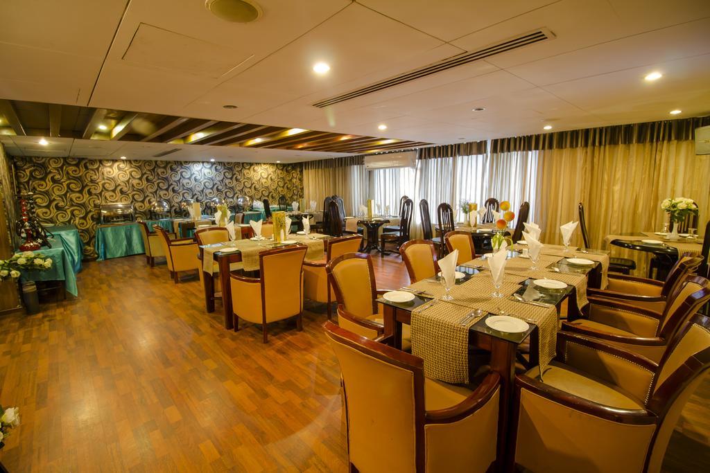 Hotel Sweet Dream Dhaka Zewnętrze zdjęcie